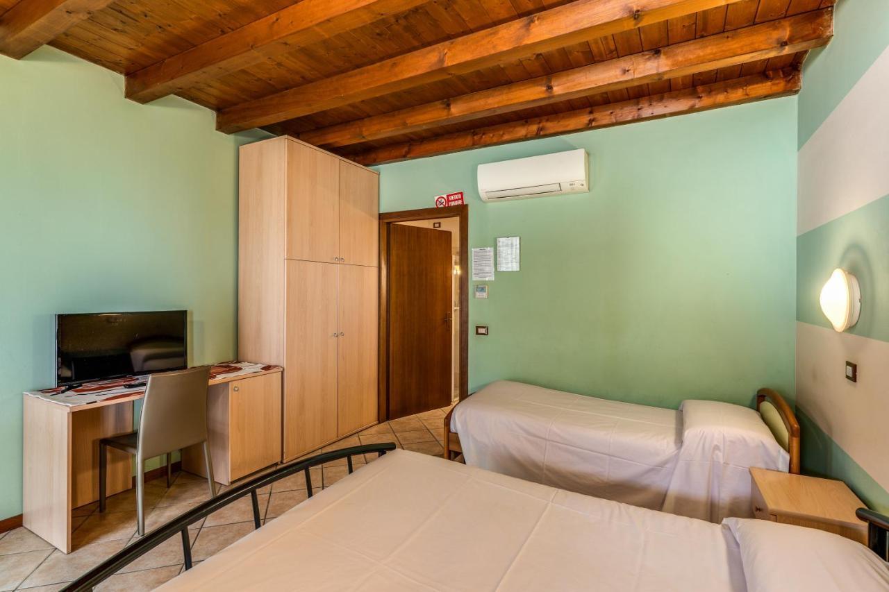 Agriturismo Pozzo Fiorito Castiglione Delle Stiviere Ngoại thất bức ảnh