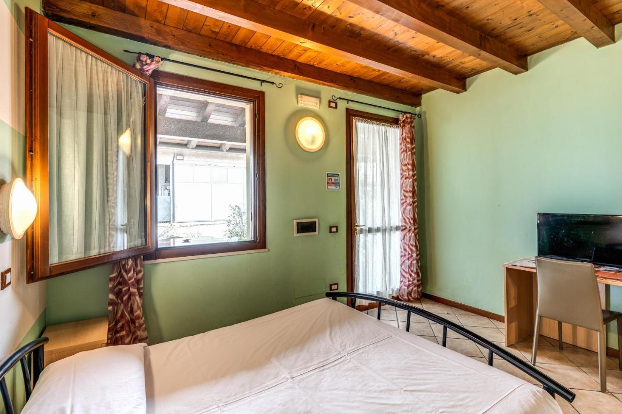 Agriturismo Pozzo Fiorito Castiglione Delle Stiviere Ngoại thất bức ảnh