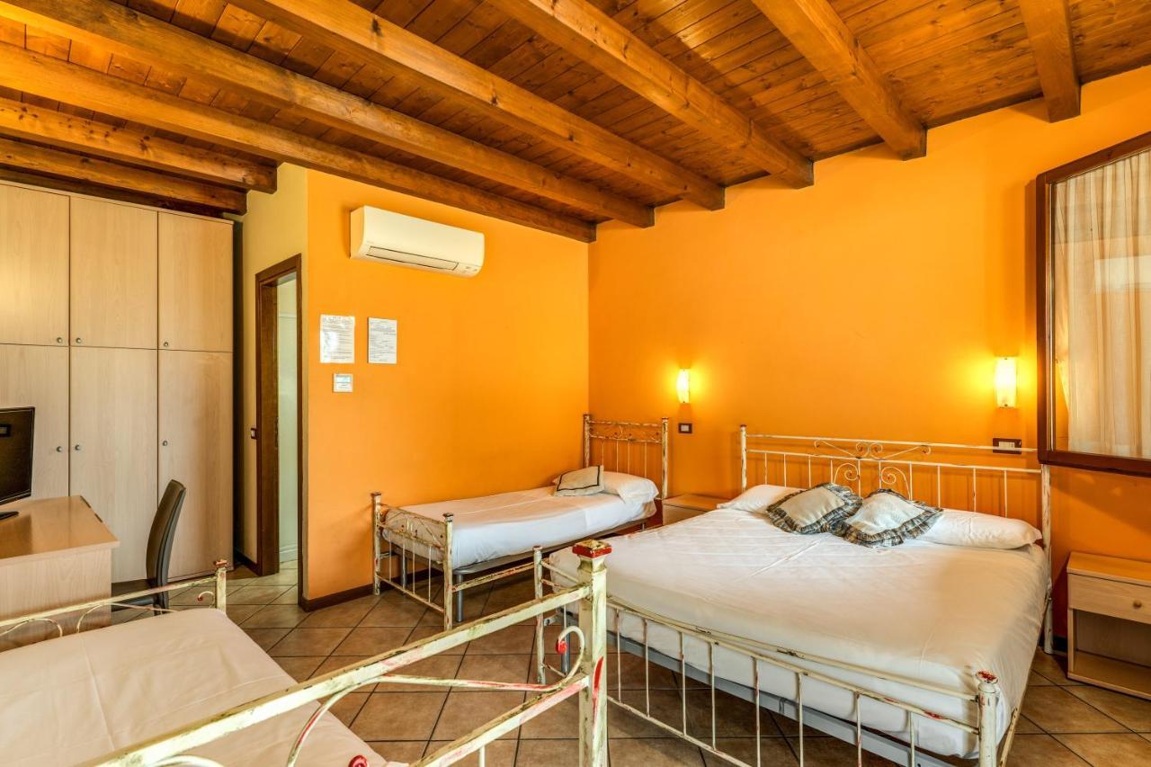 Agriturismo Pozzo Fiorito Castiglione Delle Stiviere Ngoại thất bức ảnh
